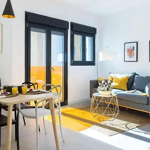 beautiful-design-apartment-in-the-heart-of-malaga-by-sharingco.1costadelsol.com/
